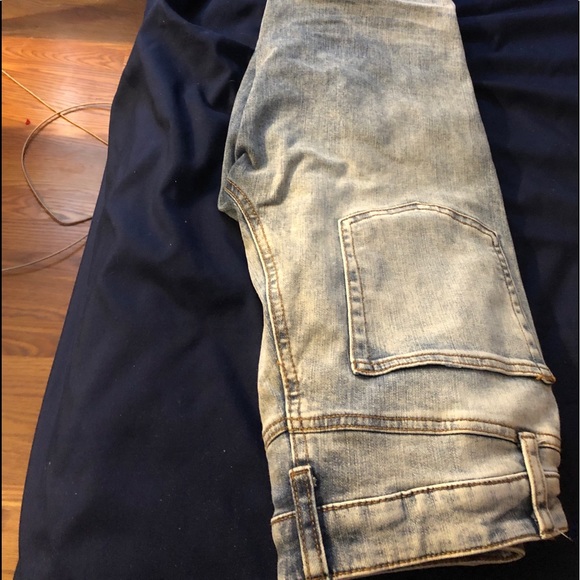 Jeans - Picture 2 of 5